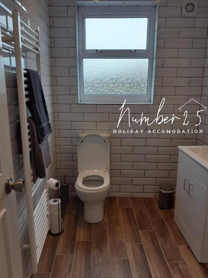 Number 25 Self Catering Apartments Ederney Ardess Exterior photo